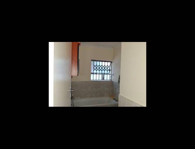 3 BEDROOM FREEHOLD FOR SALE IN HEATHERVIEW
